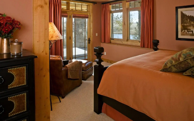 Grey Cliffs Ranch