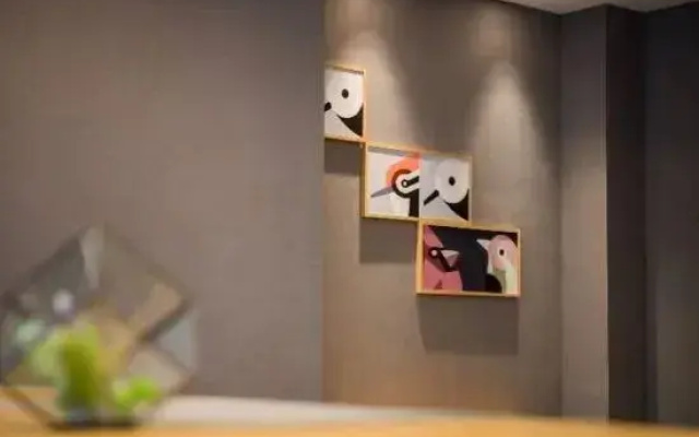 Homeinn Selected Hotel (Shanghai Baoshan Changlin Road Tonghe Xincun Subway Station)
