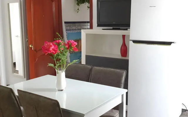 Apartamento con terraza cerca a la playa