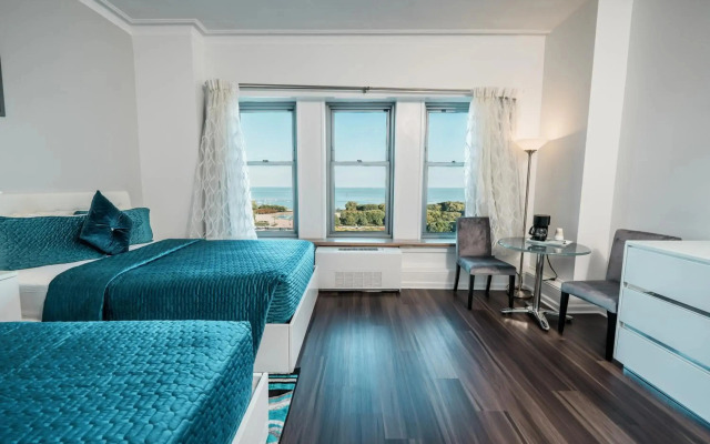Congress Plaza Hotel