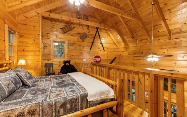 Finding Bigfoot 2 Bedroom Cabin