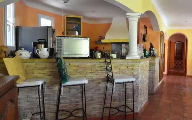 Stunning Villa Near Regusse With Private Swimming Pool