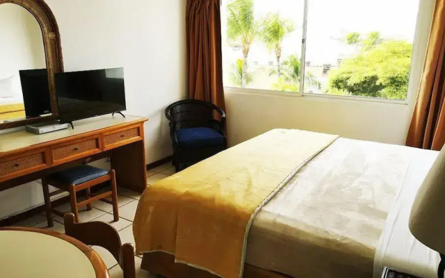 Aqua Vi Marina Hotel & Suites
