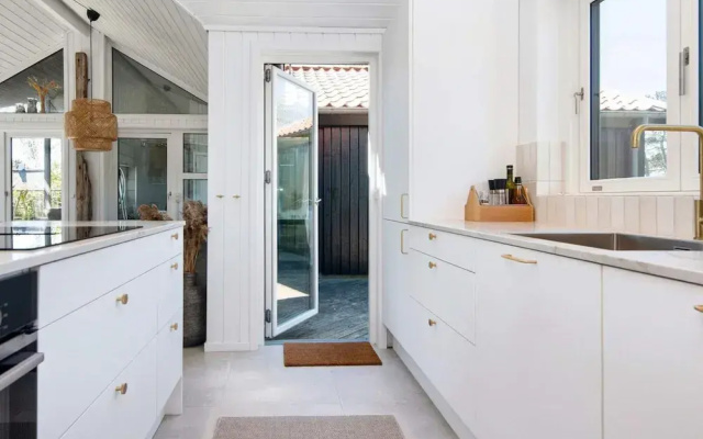 6 Person Holiday Home in Ebeltoft
