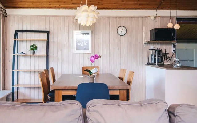 6 Person Holiday Home in Juelsminde