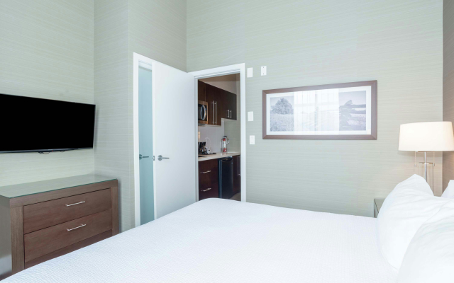 Sandman Hotel Abbotsford Airport