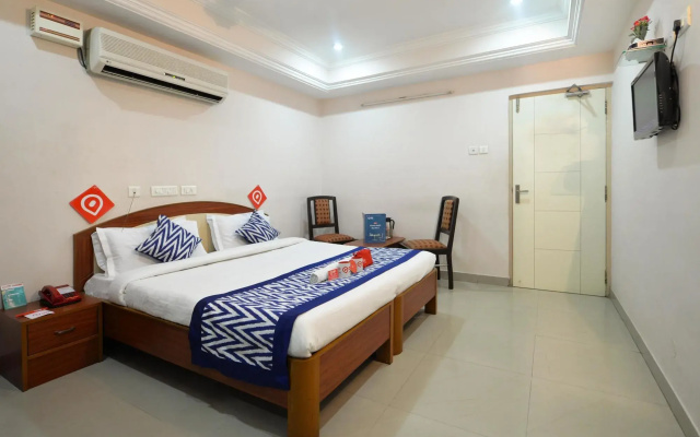 OYO Flagship 983 Hotel Surya Residency