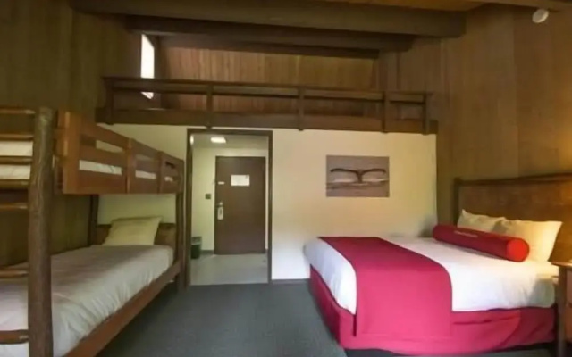 Glacier Bay Lodge