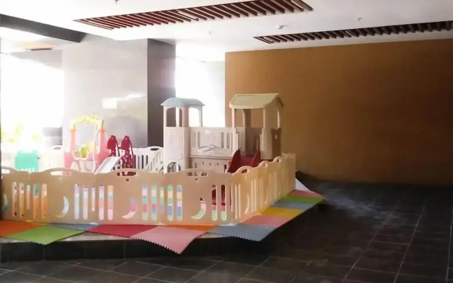Ivory Nest 2Br At Grand Sungkono Lagoon Apartment
