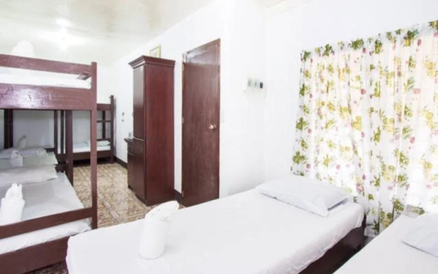 Homestay de Bai - Bed and Breakfast