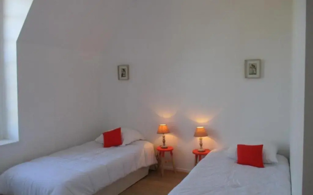 Appartement Trévol, 4 pièces, 6 personnes - FR-1-489-73
