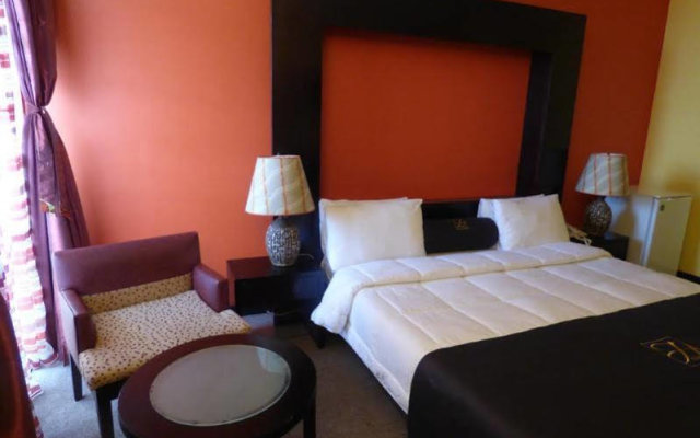 Heden Golf Hotel in Abidjan, Cote d'Ivoire from 112$, photos, reviews - zenhotels.com guestroom