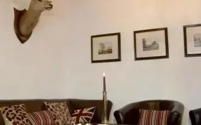 The Crown Country Inn