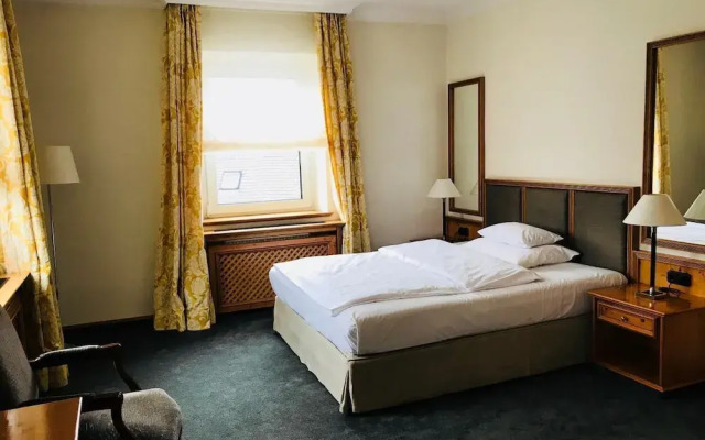 Kleines Hotel