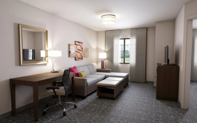 Staybridge Suites Wisconsin Dells - Lake Delton by IHG
