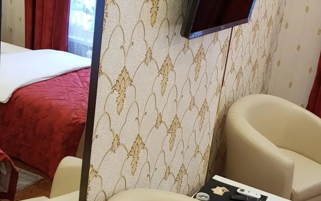 На Новомарьинской