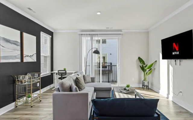 Luxe King 4BR Townhouse in Uptown CLT