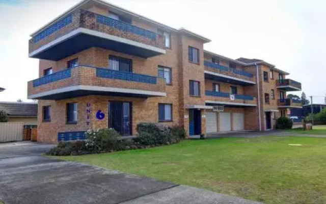 Seabreeze 6 Opposite Bowling Club