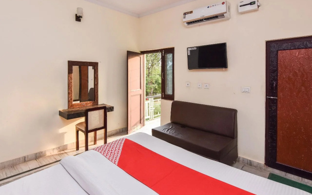 Jhirna Homes By OYO Rooms