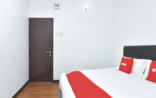 Hotel O Madeena Inn