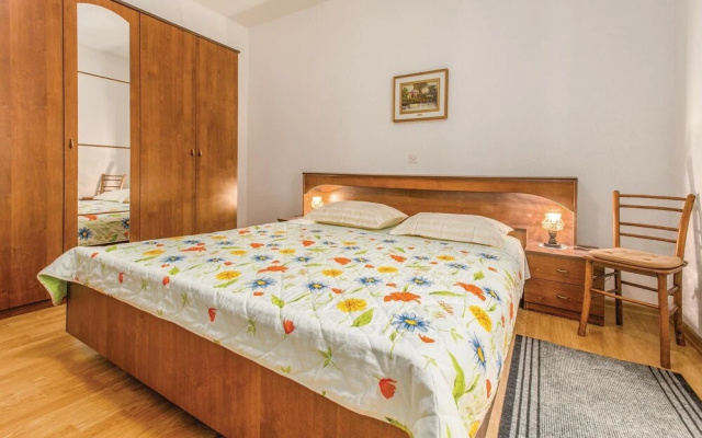 Amazing Home in Krnica With Wifi and 2 Bedrooms