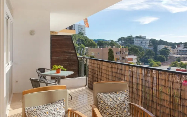Captivating Holiday Home in Salou With Balcony