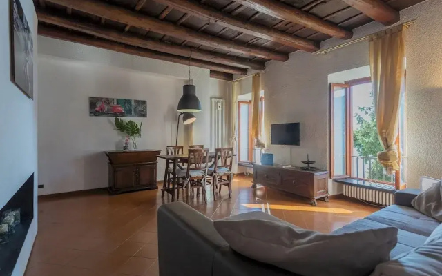 Front Lake Apartment With Private Funicular by Rent all Como