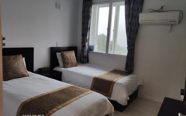 Jeju Star House