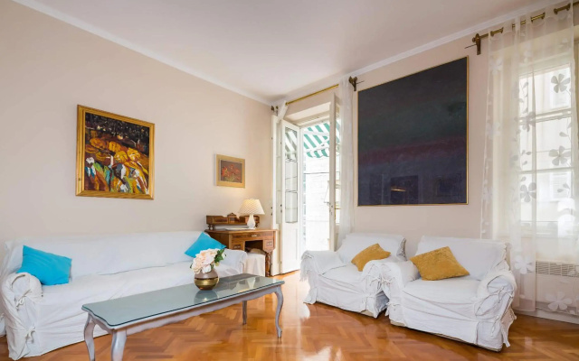 Klarina Apartments