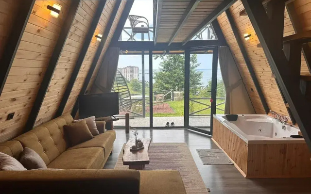 Çiçek Bungalov