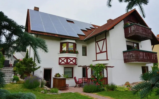 Quaint Apartment in Zeil am Main With Terrace
