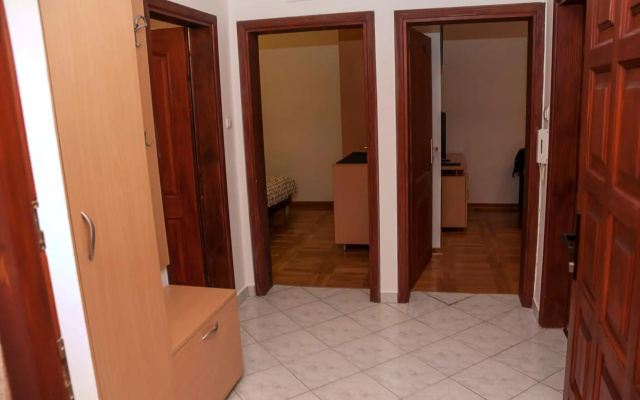 Plavi apartman Airport