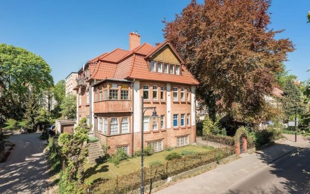 Апартаменты Lion Apartments - MALIBU Studio вид на фасад