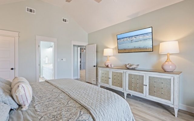 1 Crenshaw 3 Bedroom Home