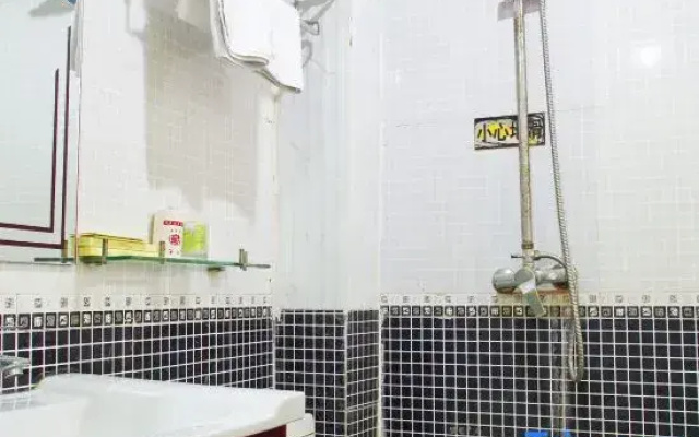 Urumqi Jiangxi Express Hotel