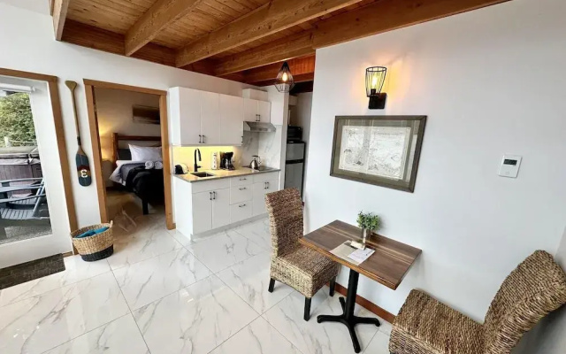 Doc Holiday Cabin