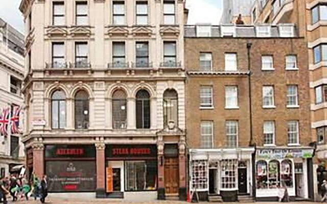 Апартаменты Piccadilly Circus Apartments вид на фасад