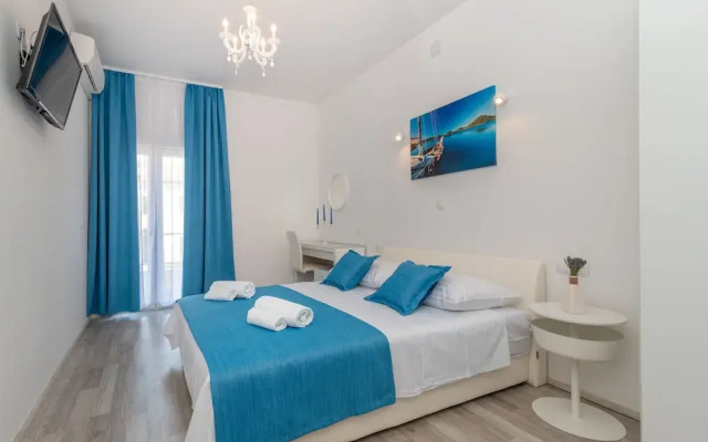Villa Lux