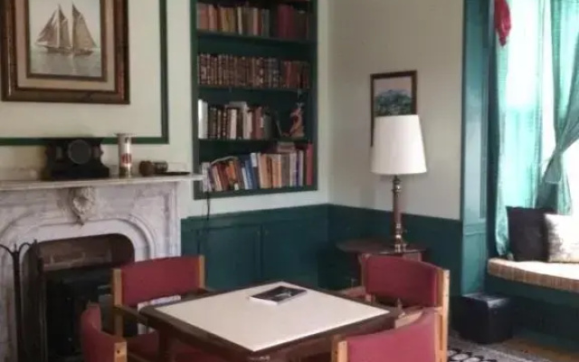 Antique Mansion B&B