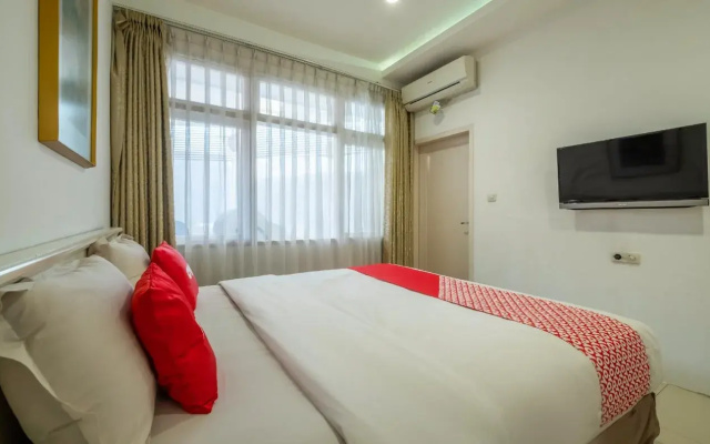 Kyai Luhur Guest House
