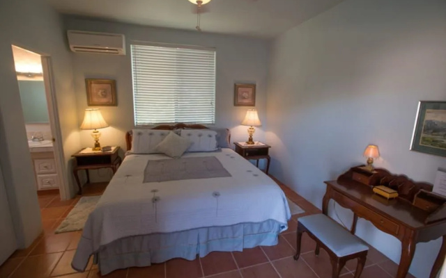 Turtle Back Mesa Bed and Breakfast
