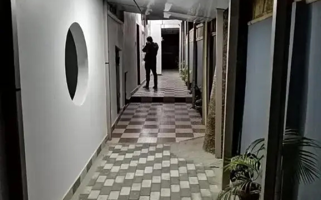 172 LBS - a boutique guesthouse