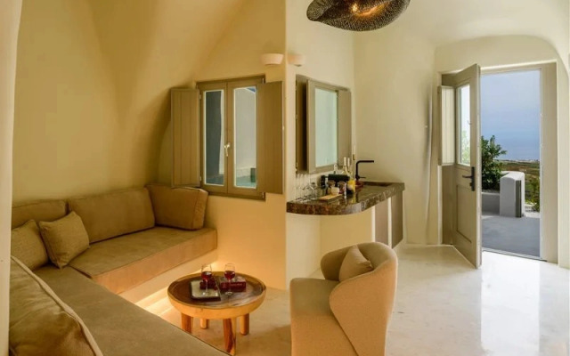 Avelora Suites