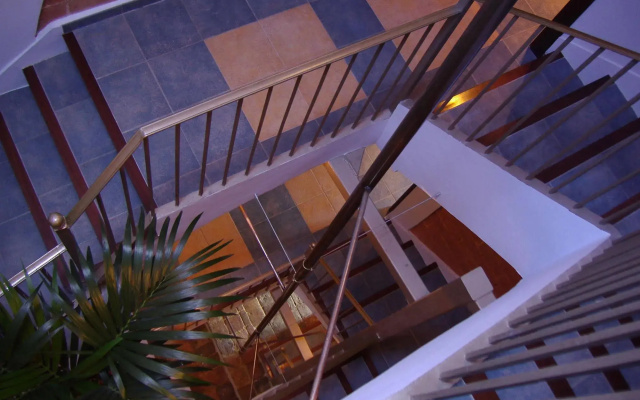 Hotel & Restaurant Cal Llop