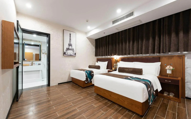 Junhe Yue Hotel (Beijing, Subway Station at Gu Lou Street, Deshengmen Gate)