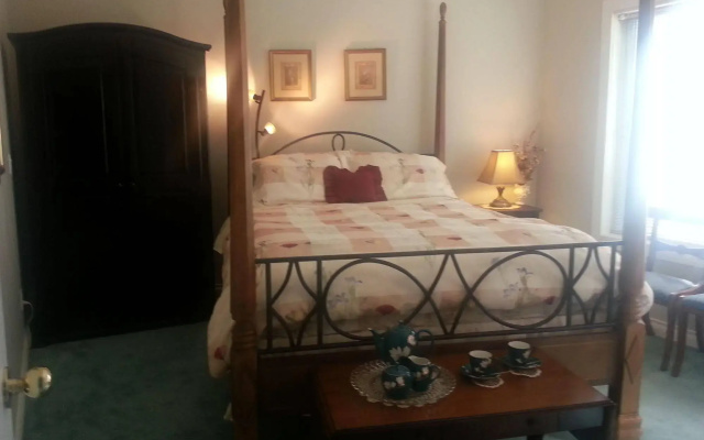 By the Sea BnB, Sidney Victoria BC