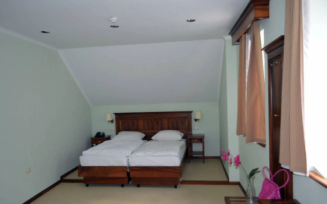 Hotel Malograjski Dvor