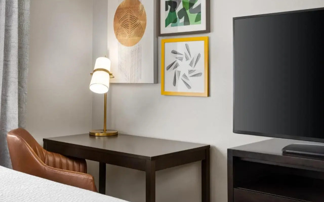 Holiday Inn Hotel & Suites Albuquerque Airport