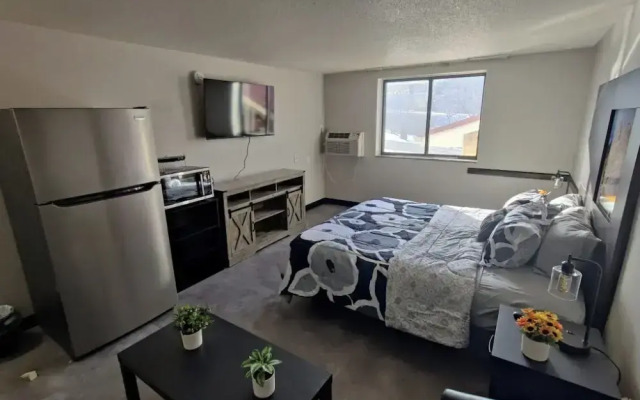 The Suite Inn