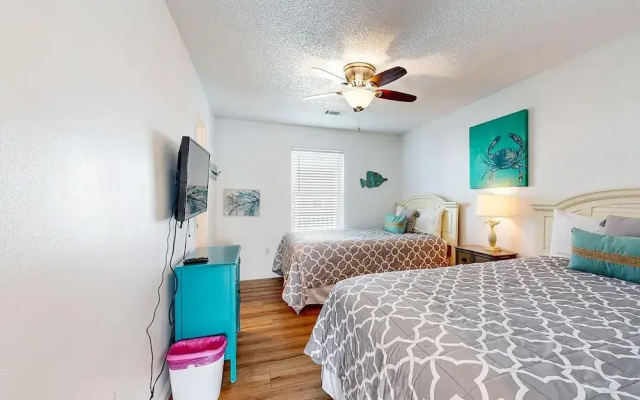 Beachside Villas 832